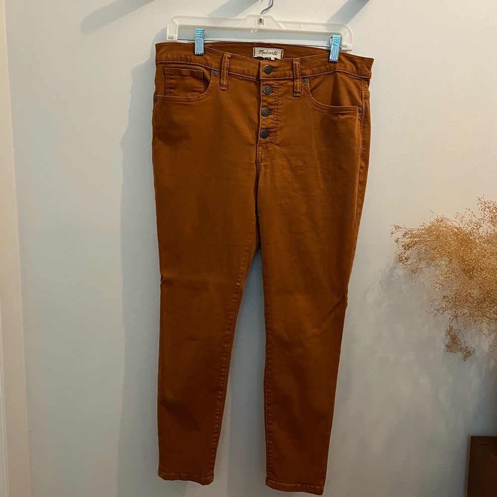 Petite 9” Mid-Rise Skinny Jeans